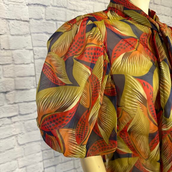 CQ by CQ Multicolored Fall Leaf short big puffy sleeved blouse size large - Picture 5 of 12
